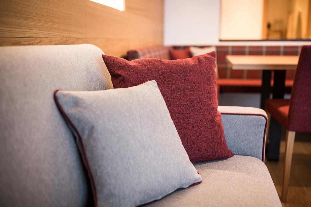 Slow Living Suite - Ferienwohnung Mit Privater Sauna & Garten フィス エクステリア 写真