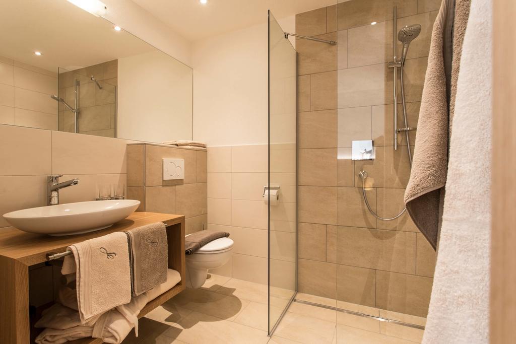 Slow Living Suite - Ferienwohnung Mit Privater Sauna & Garten フィス エクステリア 写真
