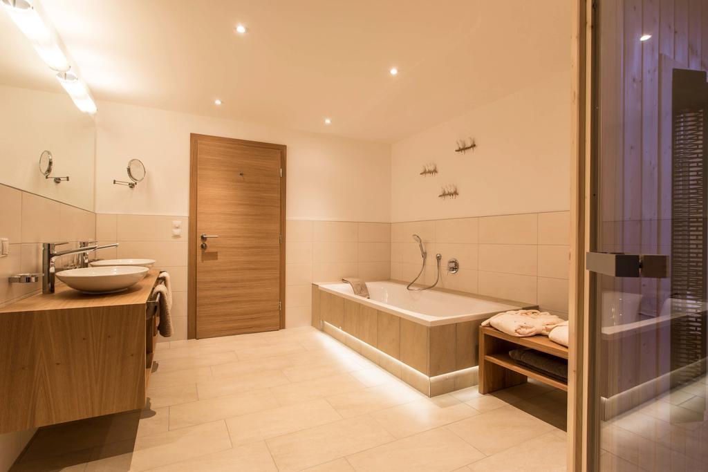 Slow Living Suite - Ferienwohnung Mit Privater Sauna & Garten フィス エクステリア 写真